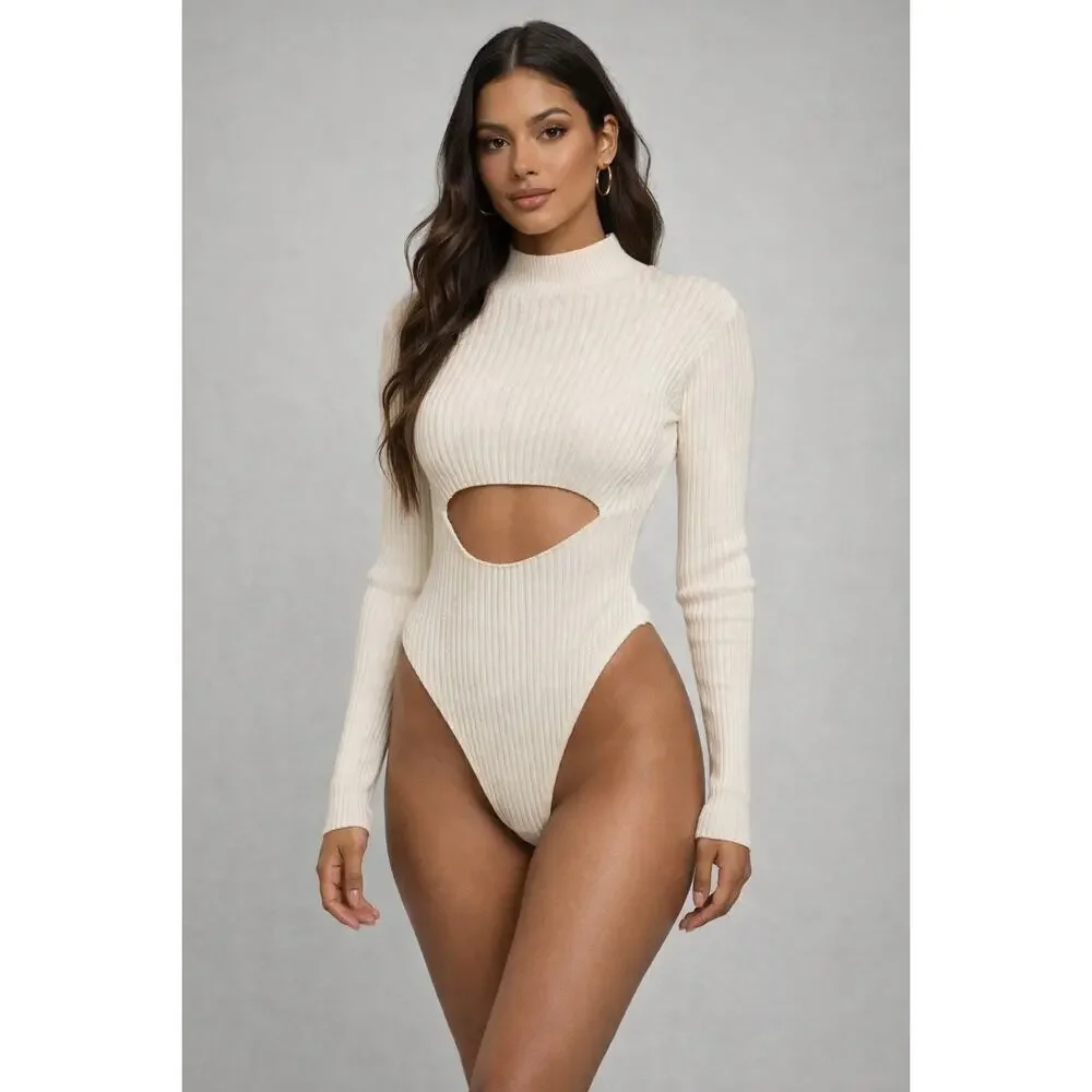 PrettyLittleThing Cream Soft Rib Knit Cut-Out Bodysuit Long Sleeve Size M  NWT